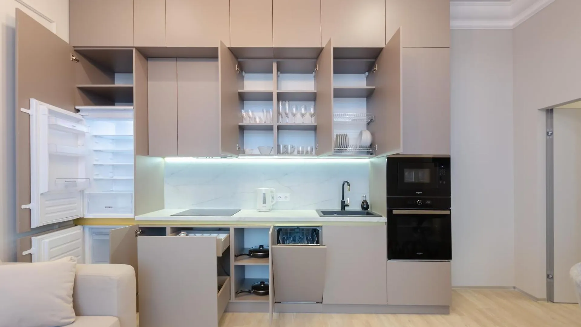 Petrovdom Spa Luxury Apartment 11-240 With Jacuzzi In Rc Pechersk Plaza キエフ ウクライナ