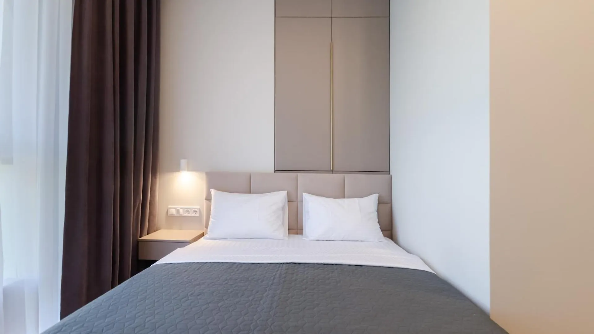 Petrovdom Spa Luxury Apartment 11-240 With Jacuzzi In Rc Pechersk Plaza キエフ 0*,  ウクライナ