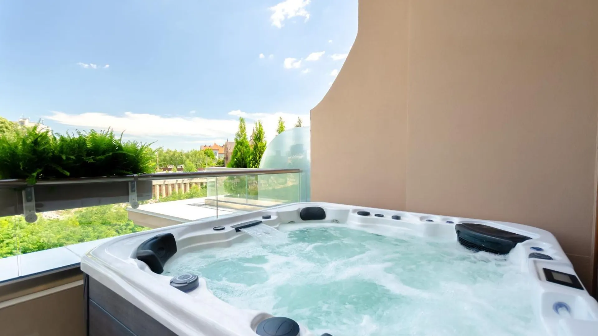 Petrovdom Spa Luxury Apartment 11-240 With Jacuzzi In Rc Pechersk Plaza キエフ ウクライナ